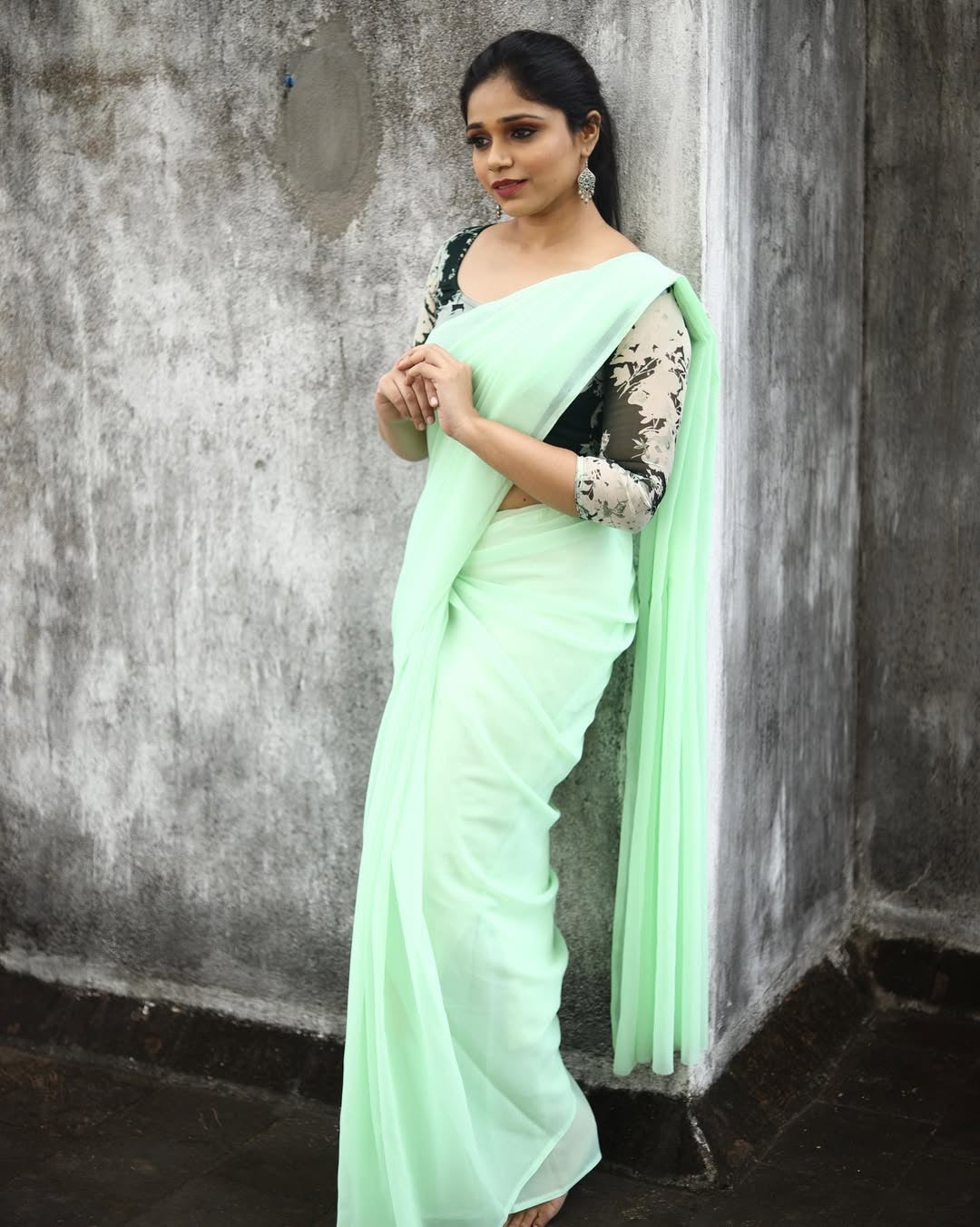 Georgette saree-Pastel green