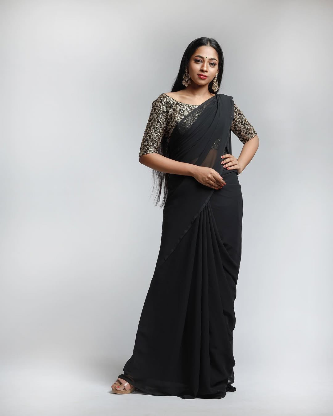 GB001-Georgette saree-Black