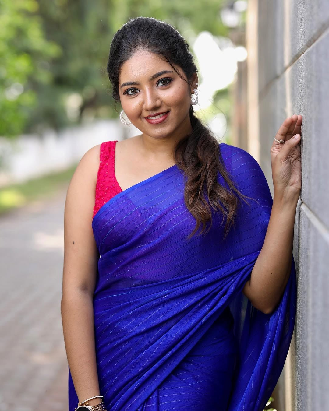 Zari Chiffon saree-Royalblue