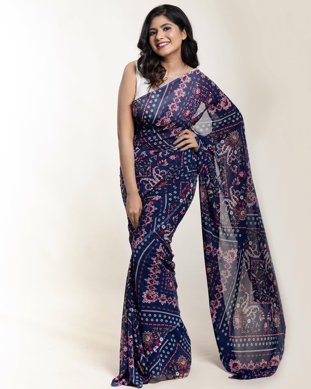 Printed Georgette sarees(nevy floral)