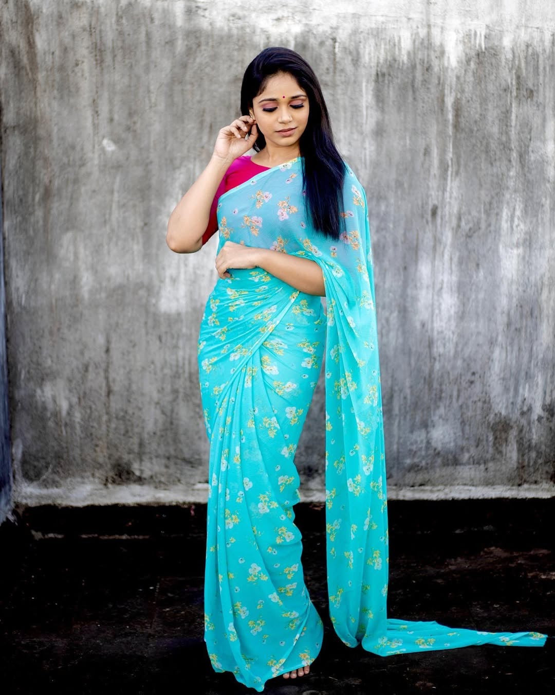 Printed Chiffon saree-Floral